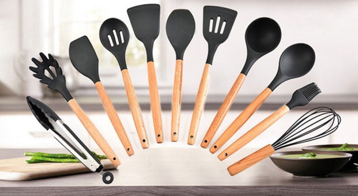 Silicone Kitchen Accessory Set With 12-Piece Storage Bucket (Wood + Silicone)