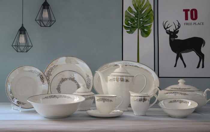 Noritake Super Bone Royal 61 Pcs Dinner Set 8 Person Serving