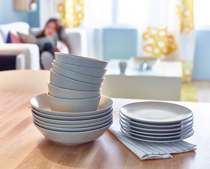 Shoppers Superior Quality 18 Pc Dinner Set – - Beige