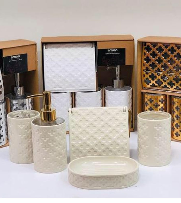 Limon Plastic Bathroom Set Of 5 - ( Floral )