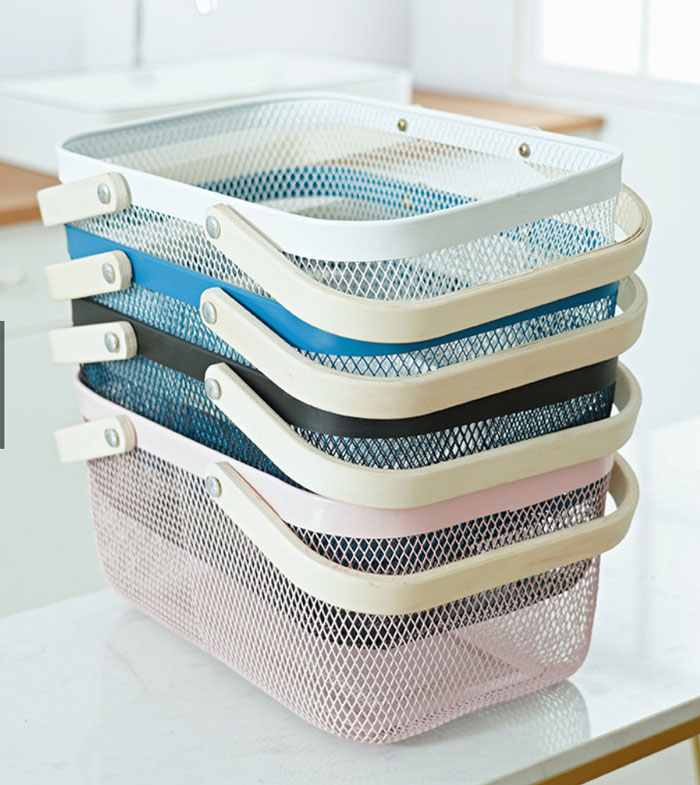 Kitchen Organizer Metal Wire Mesh Fruit Storage Basket With Wooden Handle Large