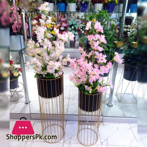 Metal Brass Plantar Stand with Flower Arrangement Size 4.5 Feet