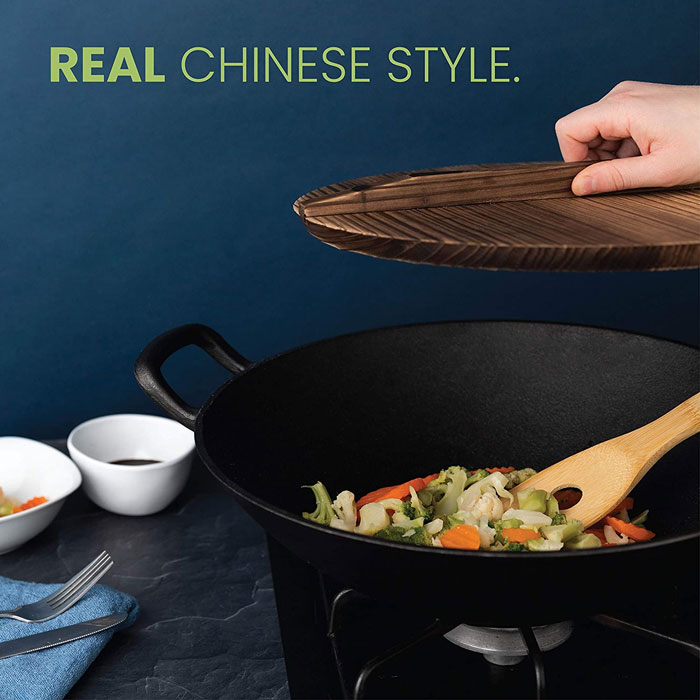 Cast Iron Wok With 2 Handled And Wooden Lid (32-Cm)