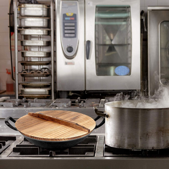 Cast Iron Wok With 2 Handled And Wooden Lid (32-Cm)