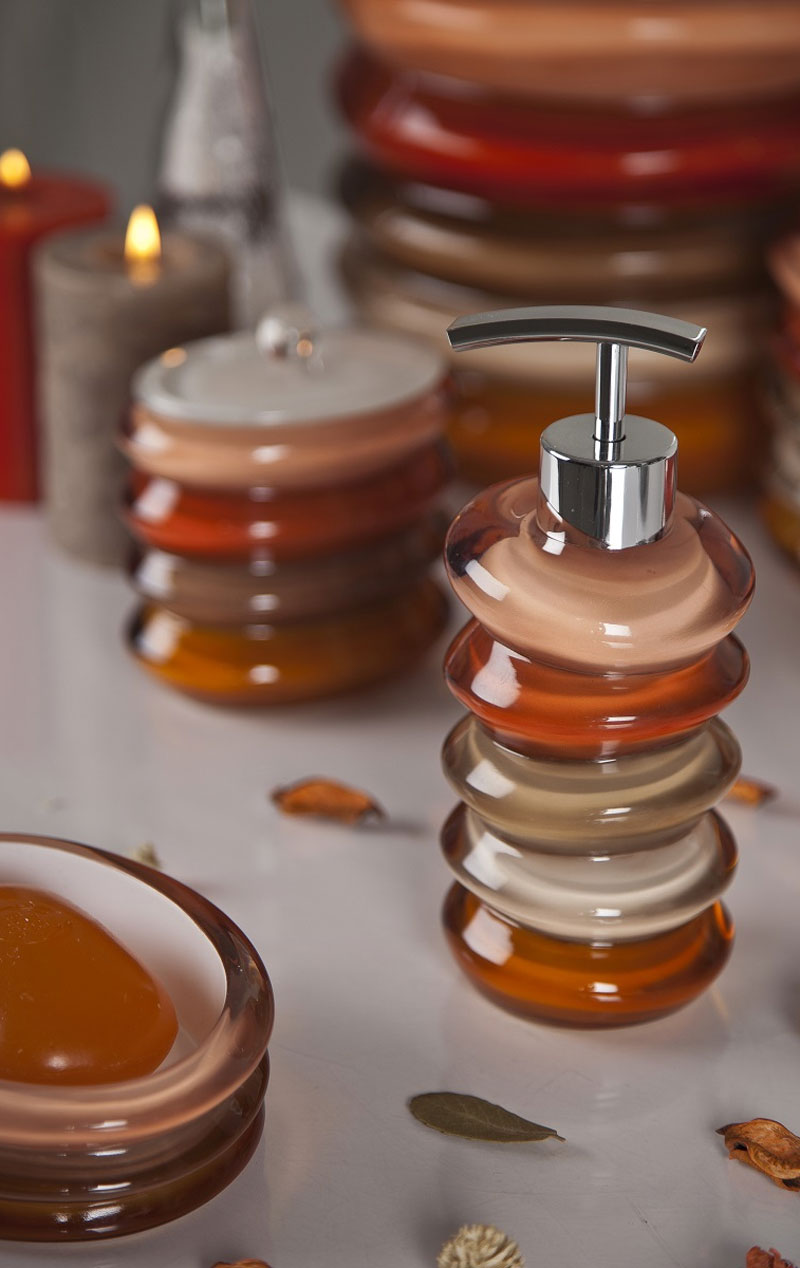 Primanova Bathroom Set Of 5 D-1902 Break-Resistant Resin Material