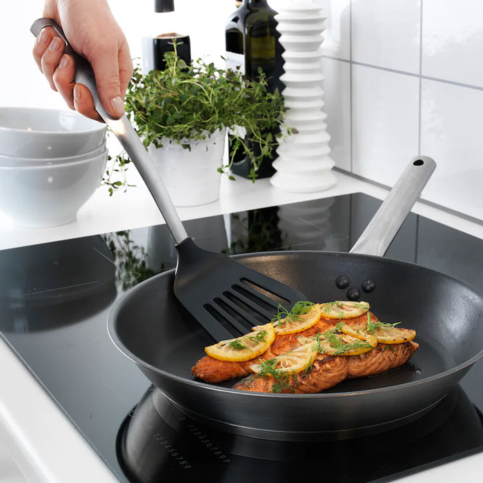 https://www.shopperspk.com/wp-content/uploads/2021/10/Ikea-DIREKT-3-Piece-kitchen-Utensil-Set-Stainless-Steel-2.jpg