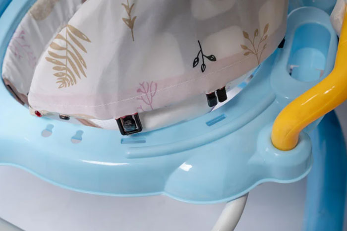 Baby Walker With Light And Music Easy - 380