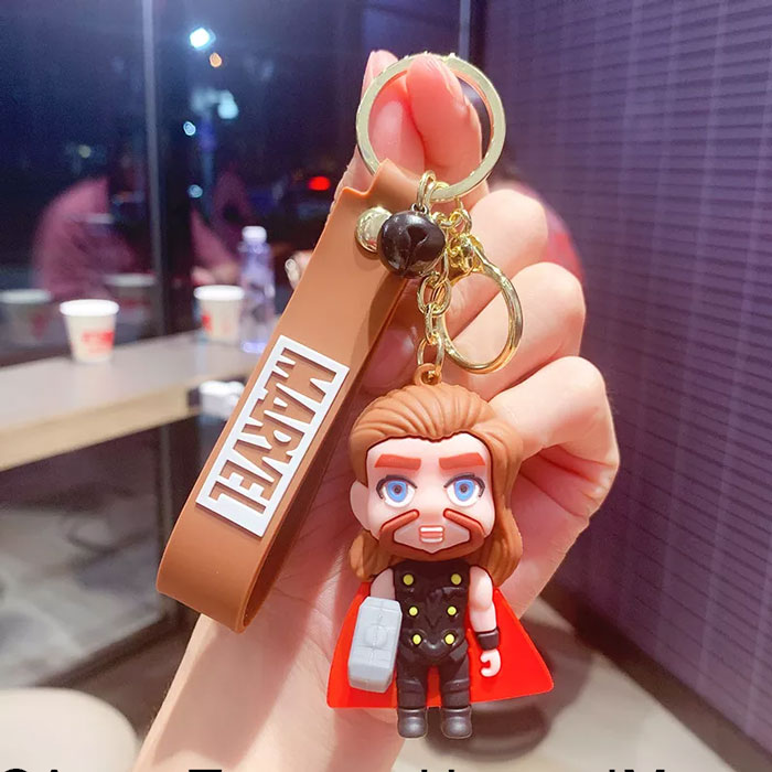 New Avengers Keychain Men'S And Women'S Car Bags Keyring Pendant