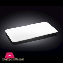 A Fine Porcelain Flat Platter 12 X 65 30 X 16 Cm Wl 992620A