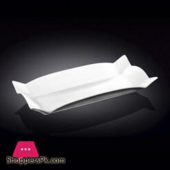 A Fine Porcelain Platter 125 X 6 32 X 15 Cm WL 992583A