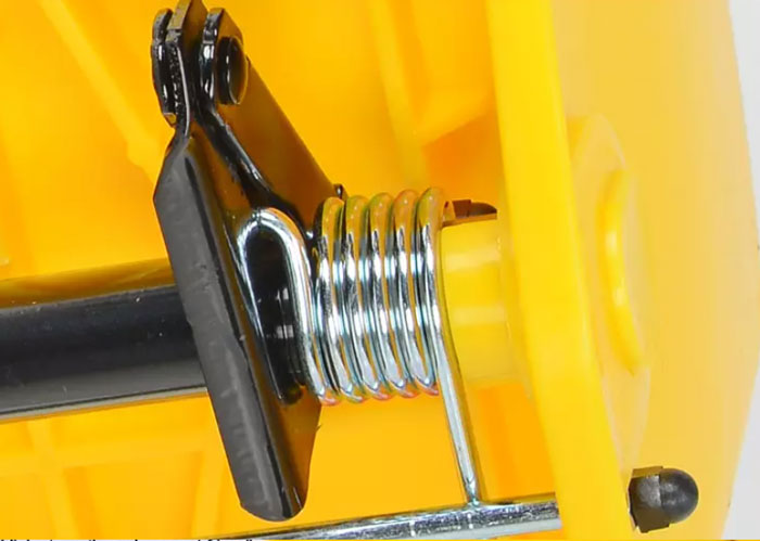 60 Liter Commercial Restaurant Janitorial Cleaning Rolling Industrial Mop Bucket With Down Press Wringer Triple - 44 Liter