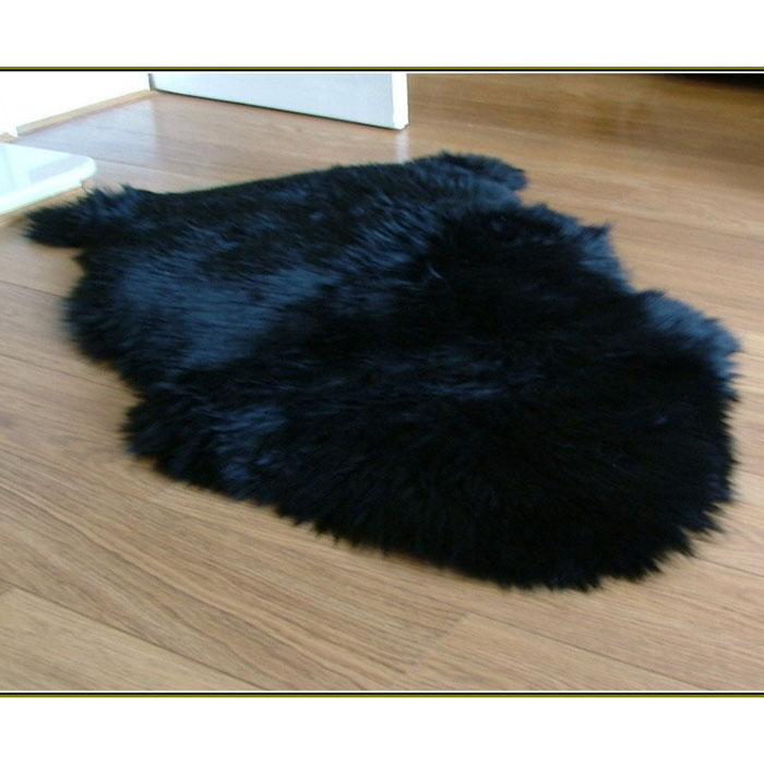 Natural Black Sheepskin Rug