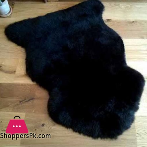 Natural black sheepskin rug
