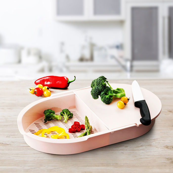 Omak Decobela 2Chamber Cuting Board - 81137