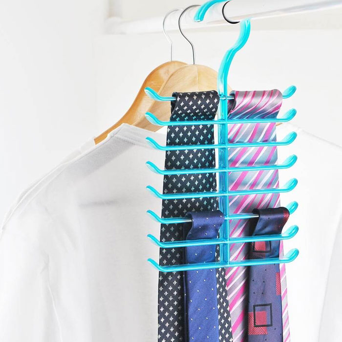 Omak Decobella Colored Tie Hanger - 50833