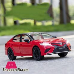New 124 Toy Car Toyota Camry Metal Alloy Diecast Car Model Miniature Scale Model Sound And Light Model Car Toys For Childrendiecasts Toy Vehicles