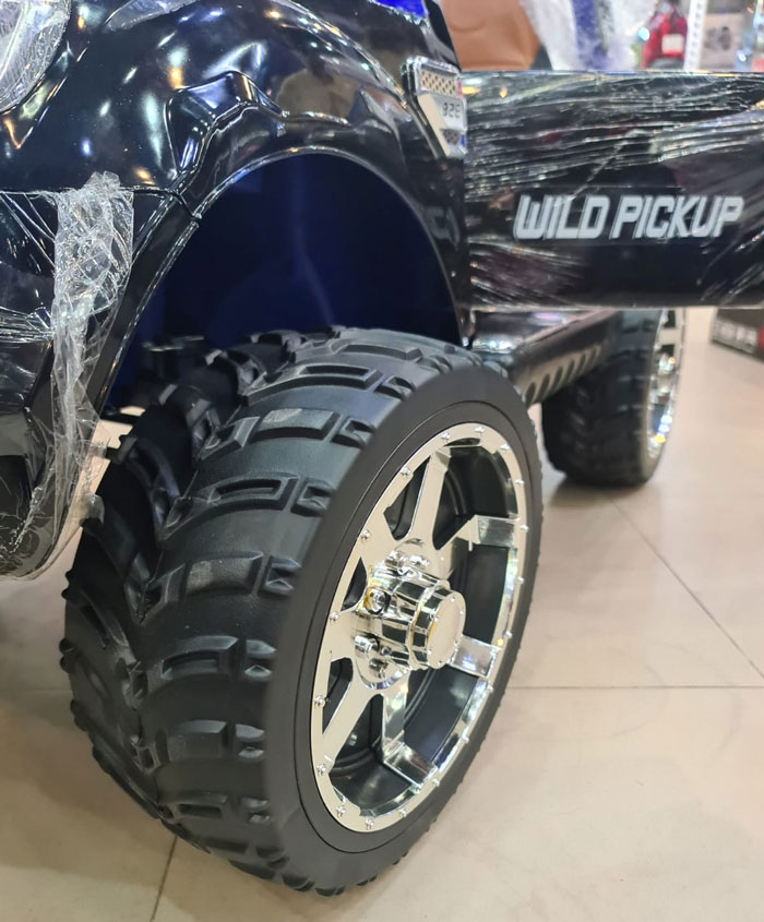 Kids Ride On Toy Car Ford Ranger Pick Up Truck 4X4 Metallic