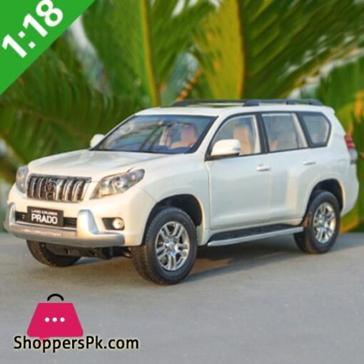 118 Toyota Land Cruiser Prado Diecast SUV Car Model Toys For Boy Gifts Collection Hobby White Green With New Original BoxDiecasts Toy Vehicles