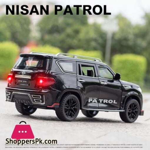 124 Nissan Patrol Alloy Car Model Diecasts Metal Toy Modified Off road Vehicles Model Simulation Sound Light Childrens Toy GiftDiecasts Toy Vehicles