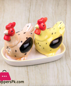 Cute Hens Salt And Pepper Set With Tray