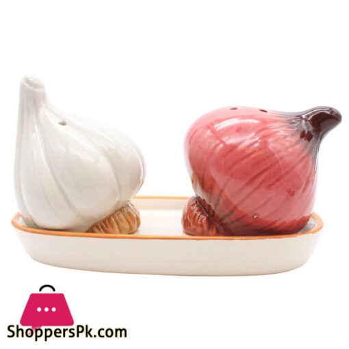 Onion And Garlic Salt And Pepper Set With Tray