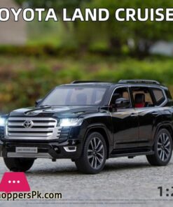 1:24 New Toyota LAND CRUISER LC300 SUV Model Diecasts Metal Casting Sound Car Model For Children's Car Toys