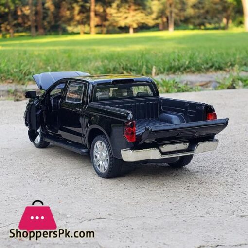 1:32 Toyota Tundra Pickup Truck, Diecast Metal Model Car Toy with Sound Light, Kids Gift Collection