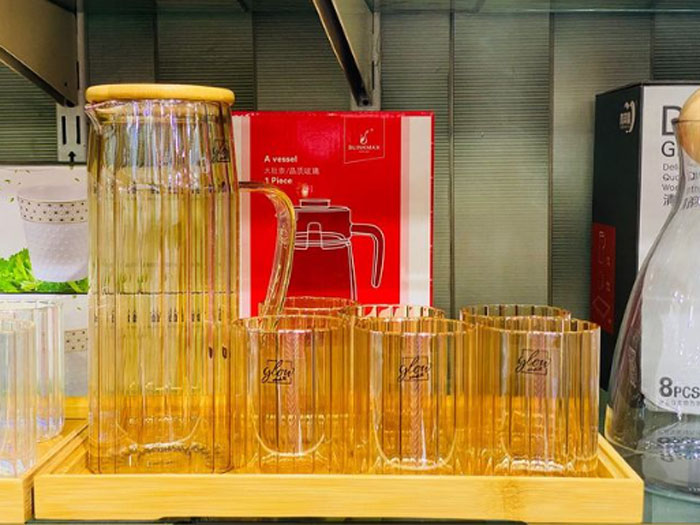 Glow Glassware Water Set With Bamboo Tray