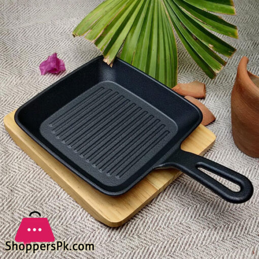 Square Cast Iron Plate Sizzler With Wooden Base 8 Inch S0011