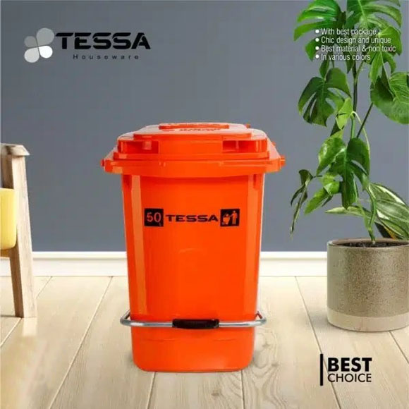 Tessa Garbage Bin Foot Pedal 20 Liter Iran Made