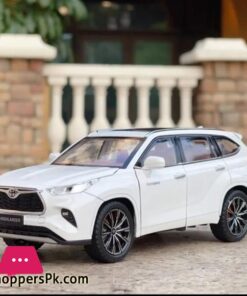 124 Highlander SUV Alloy Die Cast Toy Car Model Sound and Light Pull Back
