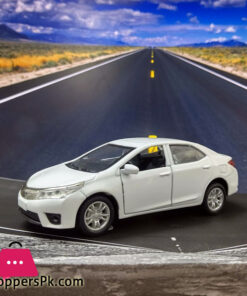 Toyota Corolla Grande 1:36 scale diecast model toy car collection Random Color pull back action