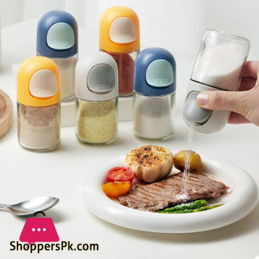Measurable proportion control salt dispenser for kitchen and restaurant