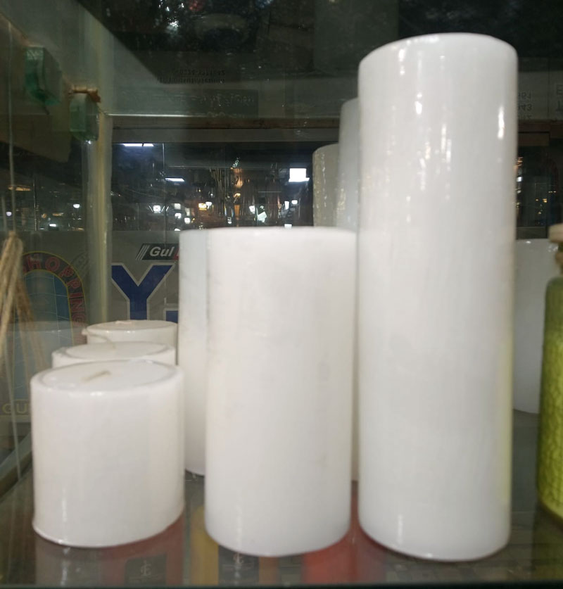 White Pillar Candle Long Burn Time Price In Pakistan 9 X 3 Inch - Large 1 Pc
