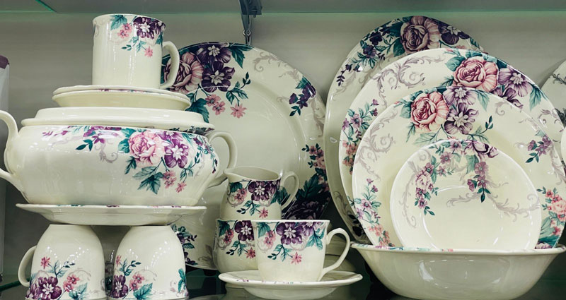 Claytan Gorgeous Dinner Set 47 Pcs - 6 Person