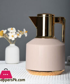 Thermos for Coffee and Tea with an Impressive Royal Design 1Liter