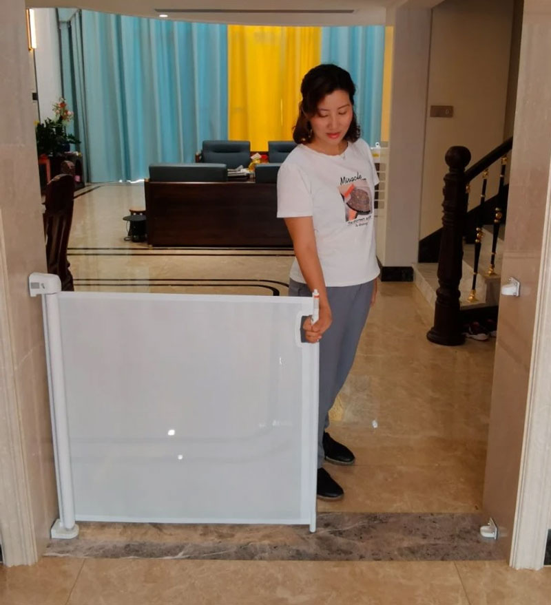 Baby Safety Stair Safety Gate Isolating Gate With Mesh