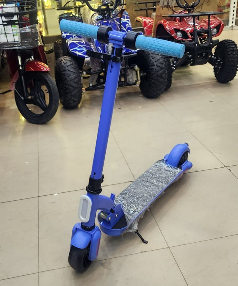 Electric Throttle And Brake Two Wheel Electric Scooty For Kids 6 To 12 Kids
