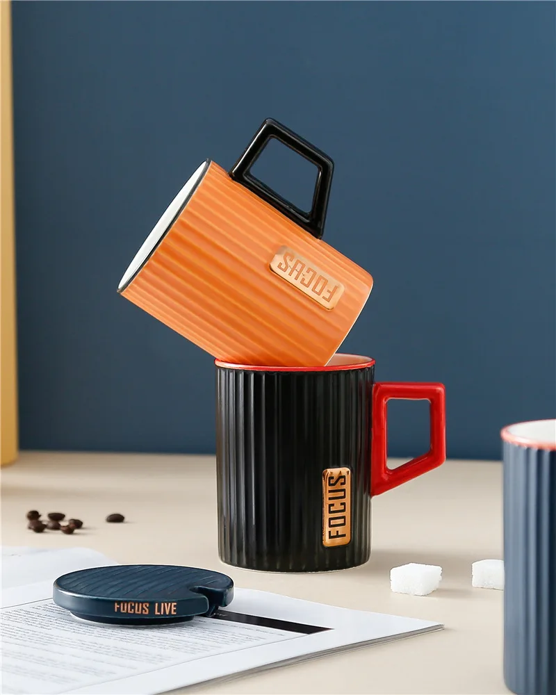 Nordic Ceramic Strip Cup With Lid Spoon Mg-205 1-Pc