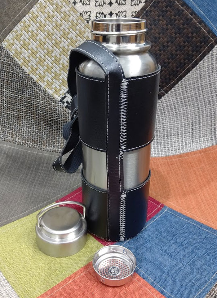 Large Capacity 1100Ml Sus304 Stainless Steel Water Bottle Insulated Thermos Hot &Amp; Cold Vacuum Flask With Leather Cover