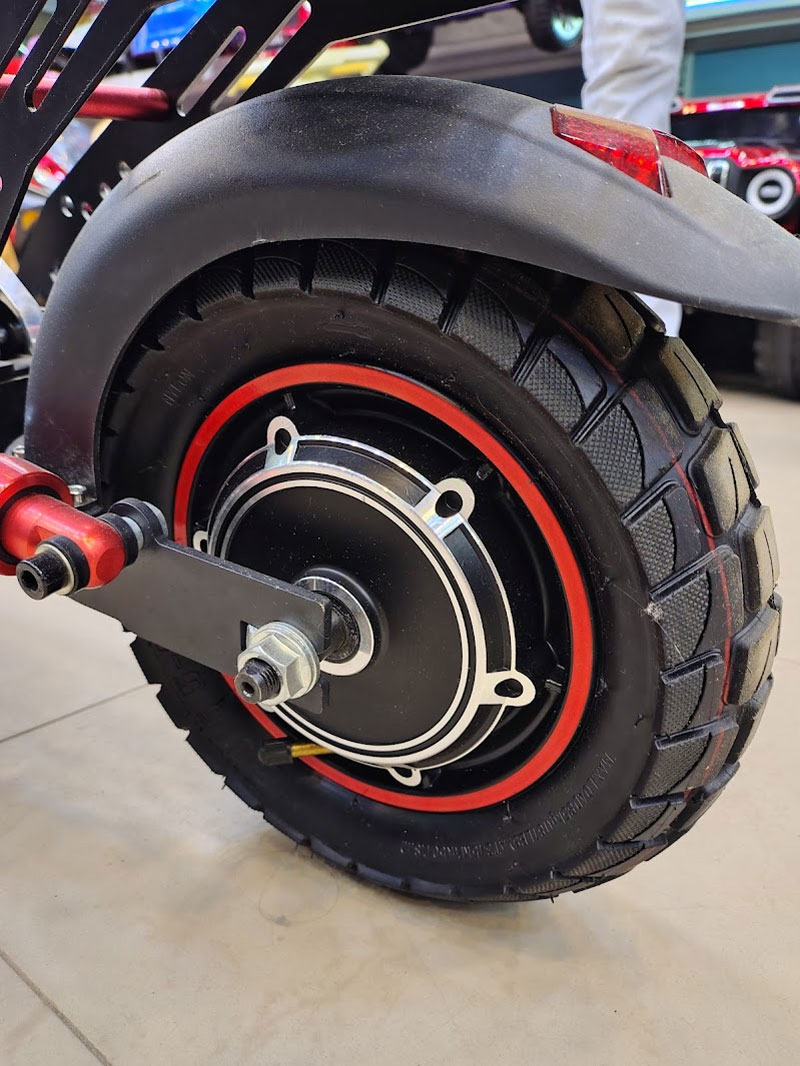 E-Scooter With Big Digital Meter Electric Scooter With Dual Shock Absorbers 48V 18Ah