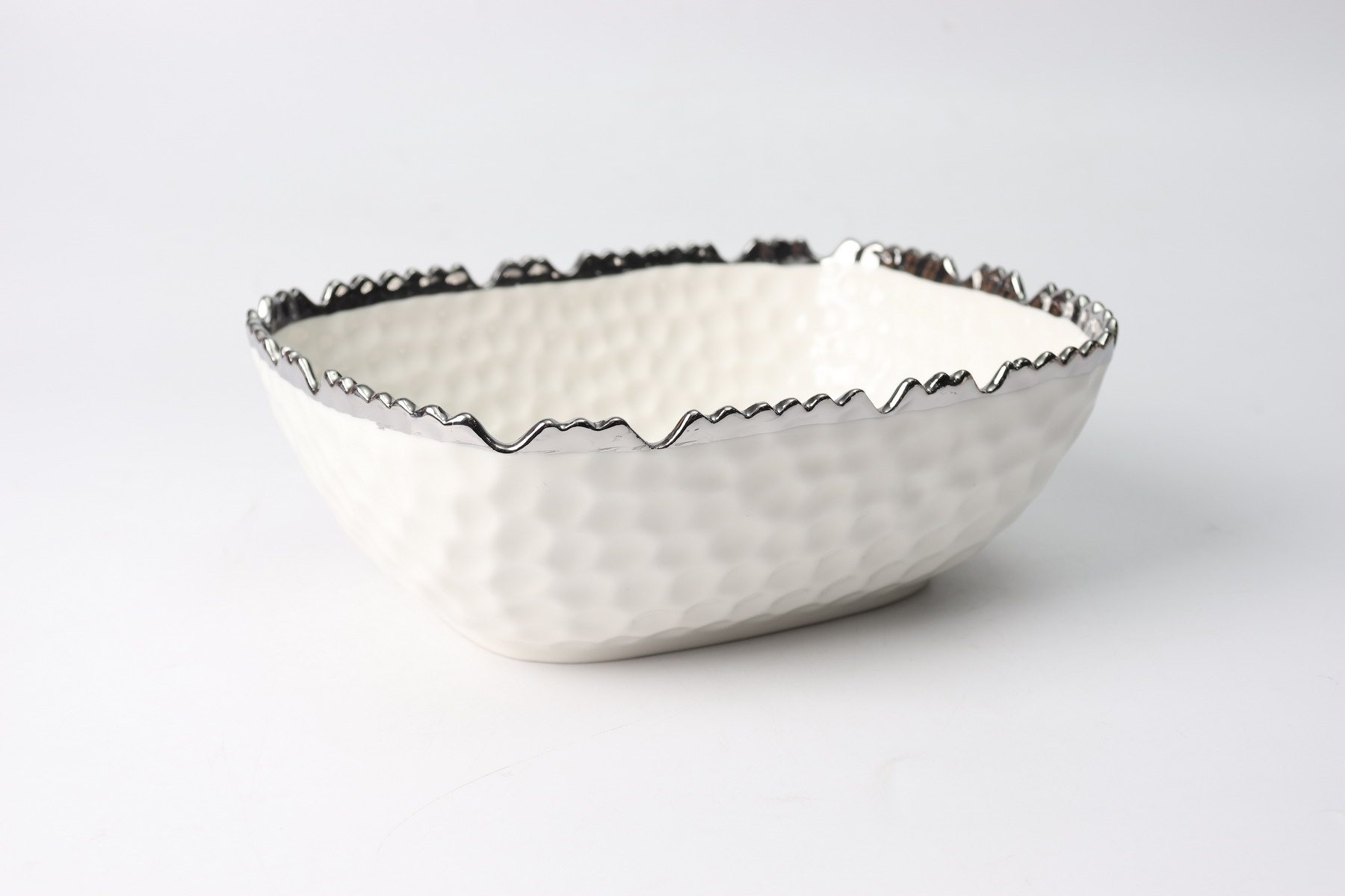 Royal Elegant Serving Bowl Embossed Design With Golden &Amp; Silver Edges - Beautiful Serving Bowl - Material Ceramic