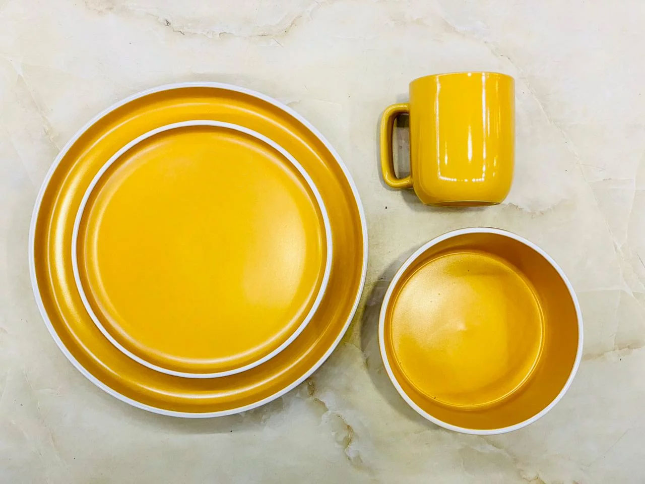 Shoppers Basics Stoneware Breakfast Set Dinnerware Set Sunshine Yellow 16 Piece Service For 4 6 Shoppers Basics Stoneware Breakfast Set Dinnerware Set Sunshine Yellow 16 Piece Service For 4