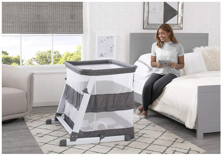 Delta Beautyrest Room2Grow Convertible Bassinet