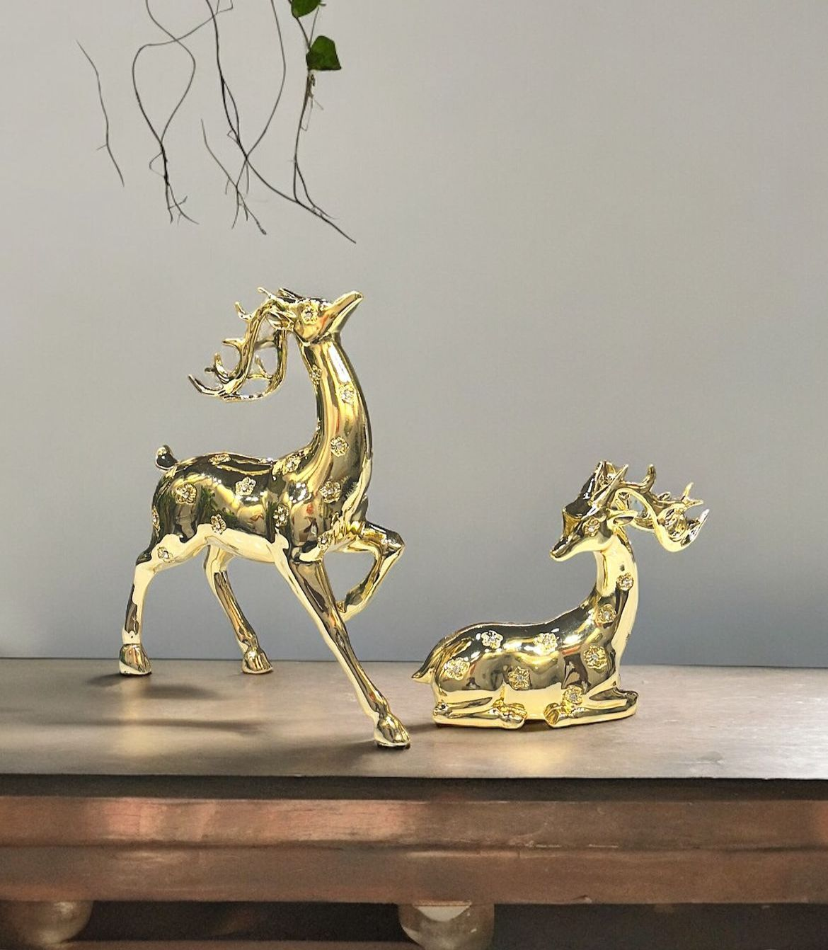 Set Of 2 Deer Figurines For Decorations Standing And Sitting Reindeer Porcelain Sculpture Home Decor