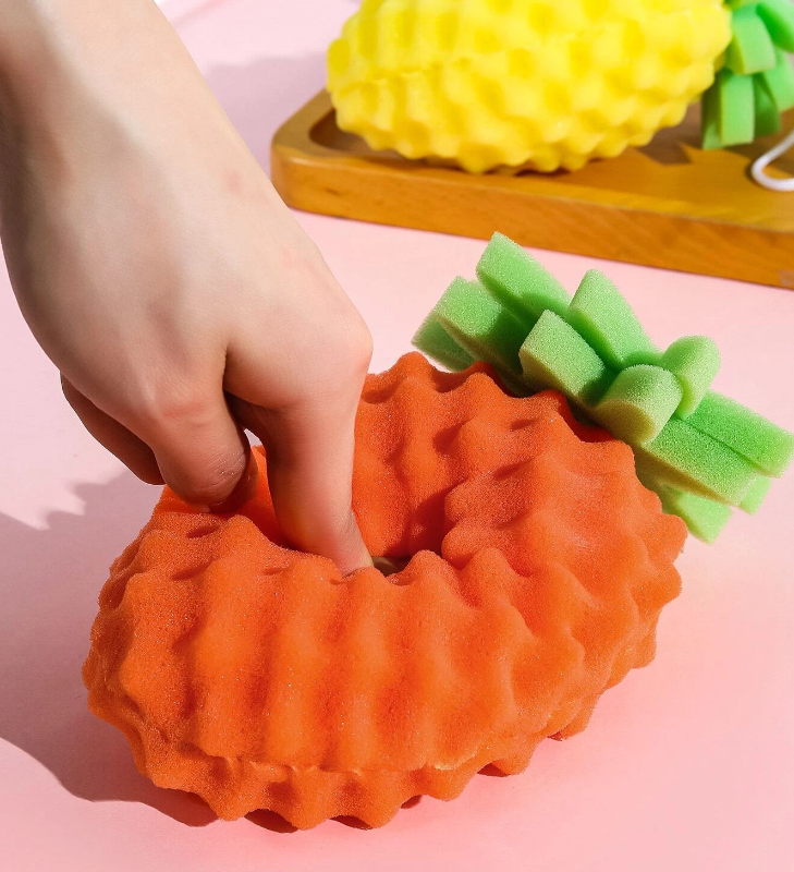 1Pc Pineapple Strawberry Shape Random Bath Sponge