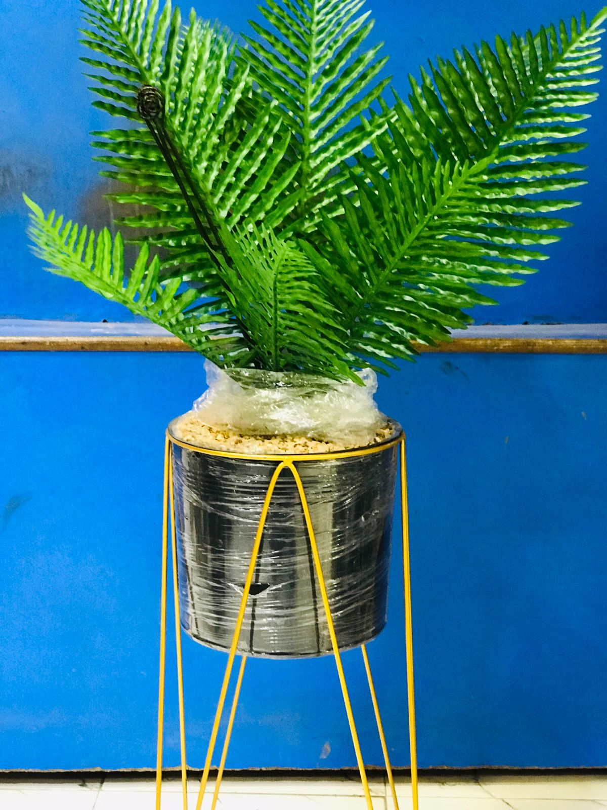 Artificial Plants Metal Stand Metal Black Pot With Imported Washable Plant Size 4.5Ft