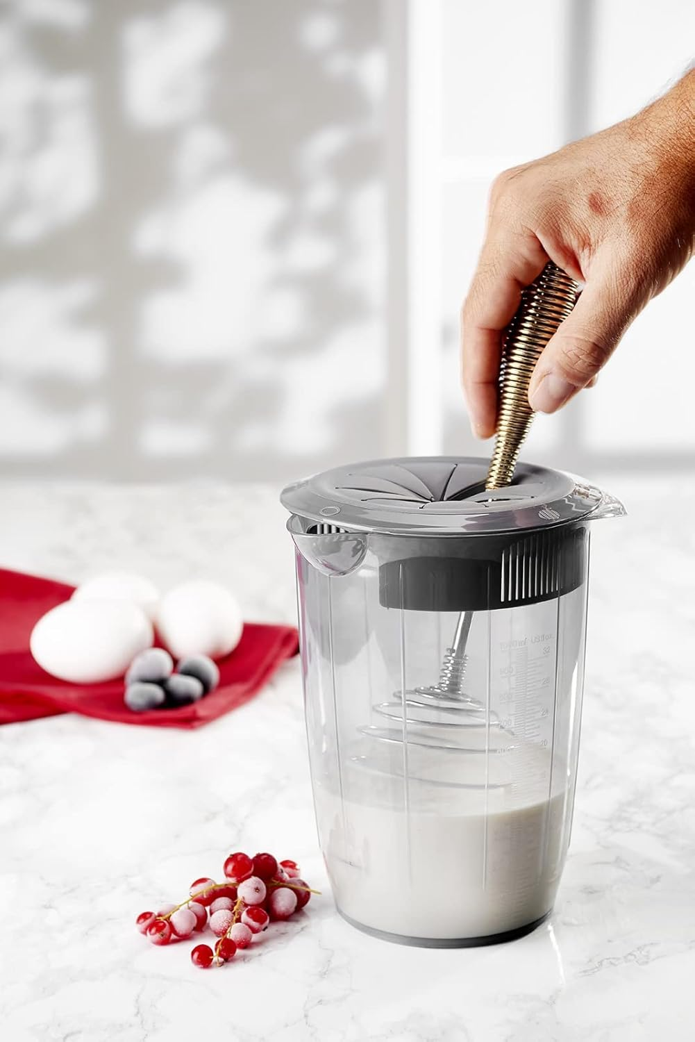 Mixer Blender Bowl With Lid Non-Splash Whisk Mixer Bowl