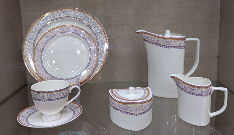 Spk Fine Bone China Tea Set 24 Pcs 6 Person