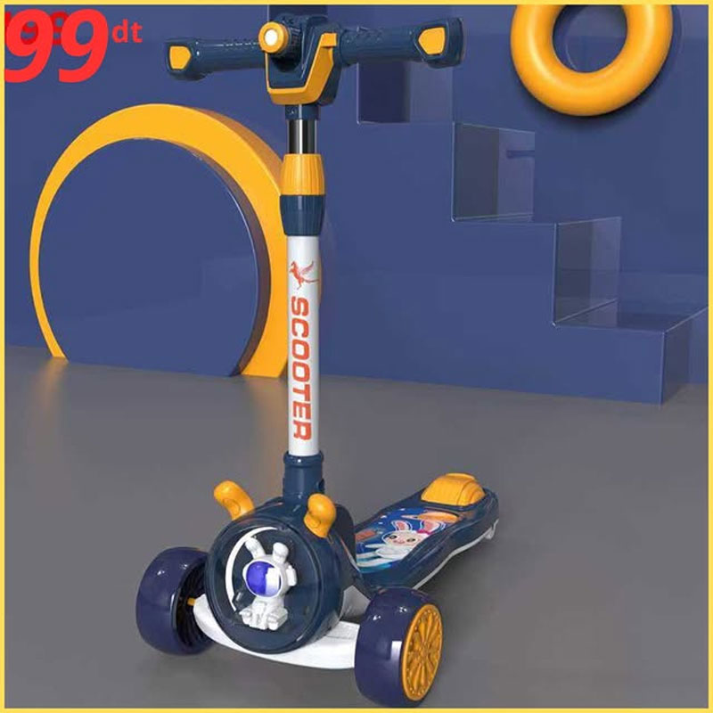 Astronaut Scooter For Boys-Girls With With Projector Light Music